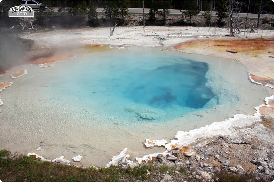 Lower Geyser Basin (1)