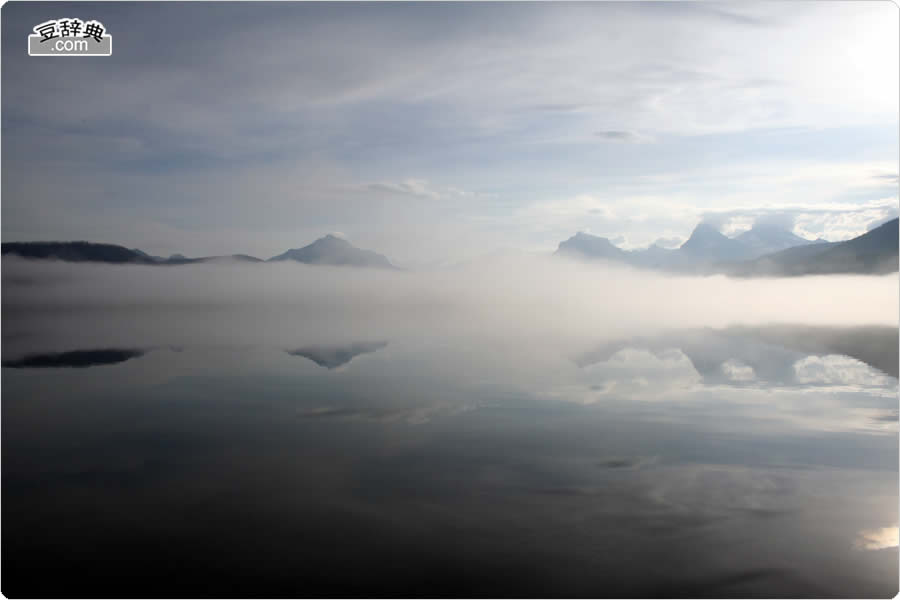 }Nhih - Lake McDonald